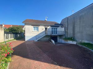 Location maison 4 pièces  66.00m²  Saint