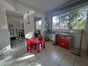 Métro Jolimont - Pour investisseur cabinet médical vendu lou