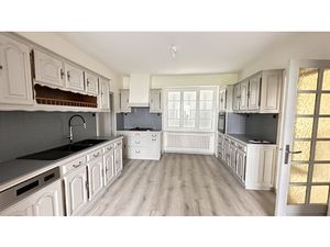 Charmante maison familiale avec grand terrain de 2 000 m2