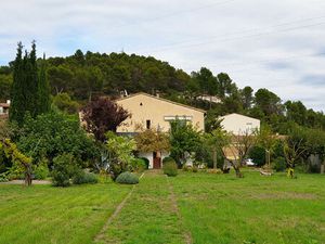 Maison Saint Hilaire 6 pièce(s) 140 m2 jardin et grand garage