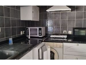 Location appartement  m² T-2 à Beaumont-de-Lomagne  300 €