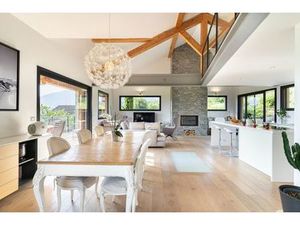 Maison de luxe de 4 chambres en vente à Saint-Jorioz  France
