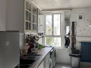 Vente maison 6 pièces 113 m² à Châteauneuf-en-Thymerais (28170)  176 000 €