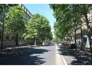 à louer - PARIS - local 70m2