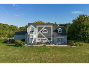 Maison de luxe de 8 pièces en vente à Savigné-l'Évêque  Pays de la Loire