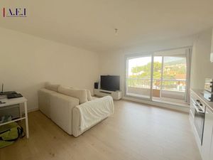 Vente appartement 1 pièce 36 m² à Saint-Mandrier-sur-Mer (83430)  152 000 €