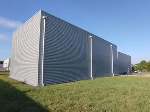 Dépôt de 328 m² sur un foncier indépendant de 1 823 m² à louer zone de Gabardie à Toulouse