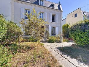Maison de maître - 6 chambres - Jardin - Garage - Mantes-la-Jolie