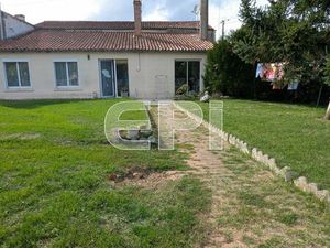 Vente maison 4 pièces 69 m² Angliers (86330)