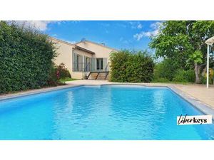 Maison de campagne de plain-pied 127 m² avec piscine  terrasse et grand terrain de 5700 m²