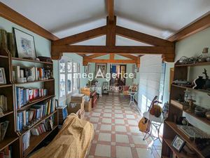 Charmante propriété en pierre rénovée de 250 m² avec Gîte et piscine - TEILLET