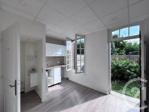 Location locaux professionnels à Ezy-sur-Eure (27530)  659 €