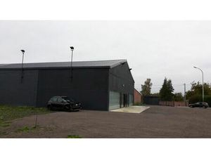 BATIMENT COMMERCIAL > 4 BRAS DU DOCQ