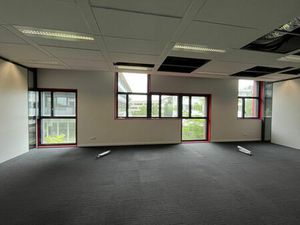 Achat Local Professionnel 2 006m² DARDILLY 69570