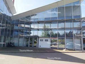 LOCAUX D'ACTIVITÉS A LOUER