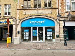 Ruim handelspand in het centrum van Ieper