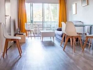 Location appartement 3 pièces 45 m² à Lacanau (33680)