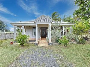 Jolie maison meublée T2 à louer à Saint François - Bois Vipart