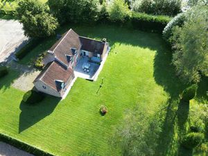 Villa à vendre avec terrasse et jardin   Bierges (VWD14929)