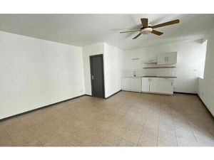 Location appartement  m² T-2 à Calvisson  610 €