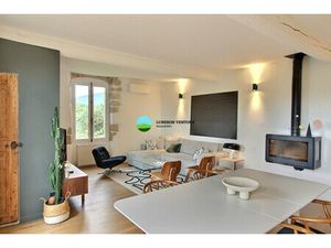 Maison de luxe à vendre à Saint-Pierre-de-Vassols