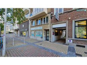 INVESTISSEMENT A CHARLEROI - BUREAUX IDEALEMENT SITUE !