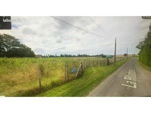 Terrain à louer clôturé 7000m2