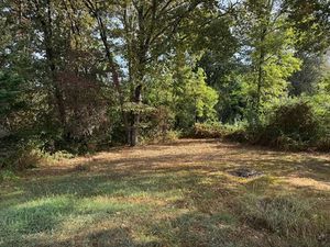 Vente terrain 1950 m² à Haux (33550)  110 000 €