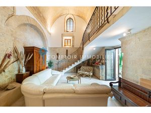 Propriete 5pièce(s) 1chambre(s) 170 m² Boulbon (13150)