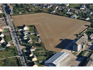 Chassant (28480) - Terrain Constructible De 1021 m2