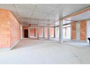 Nouveau projet  commerce situé dans le centre de Asse