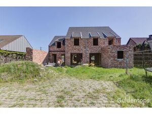 Exclusieve ruime ruwbouwvilla (500m2) met vele mogelijkheden