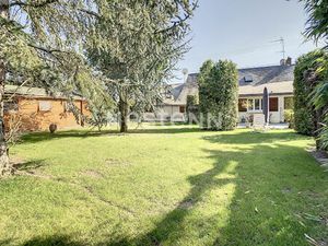 A VENDRE sur la commune d'Andard 49800 LOIRE AUTHION  Longère pleine de charme  3 chambres