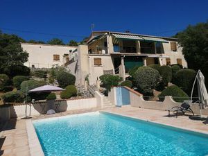 Villa avec de belles vues