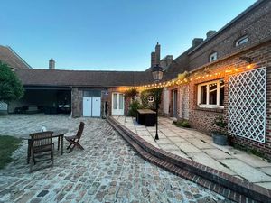 Vente maison 5 pièces 268 m² à Escaudoeuvres (59161)  320 000 €