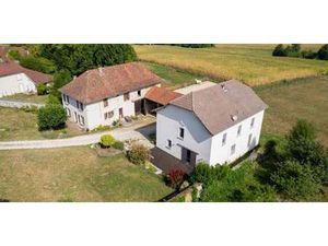 Maison avec terrasse Chimilin (38)