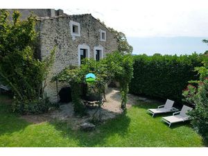 Vente maison 5 pièces 140 m² à Saint-Pierre-de-Vassols (84330)  529 000 €