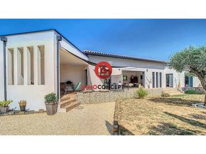 Vente villa 5 pièces 146 m² à Tavel (30126)  583 000 €