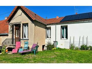 Maison Montmarault m² T-2 à vendre  65 000 €