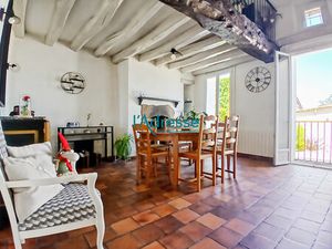 Maison de caractère rénovée 140 m² . Coup de coeur assuré !