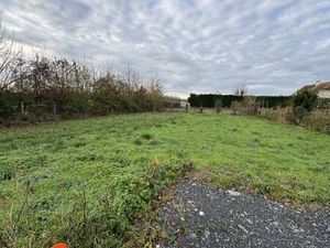 Terrain constructible viabilisé à vendre