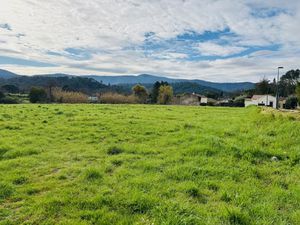 Vente terrain 967 m² à Pignans (83790)  163 000 €