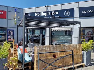 Vente locaux professionnels 86 m² à Freneuse (78840)  160 000 €