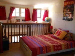 Location meublée appartement 2 pièces 46 m² à Arles (13200)  570 €