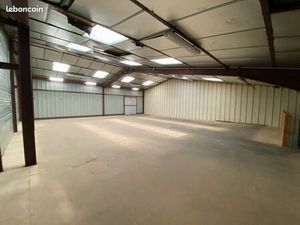 Local professionnel entre Chartres et Maintenon