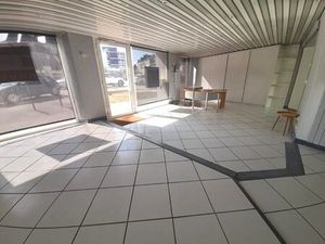 AURAY - Bureaux de 115 m² -