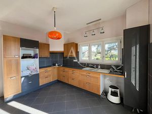 Vente maison 7 pièces 172.84 m² à Saint-Sulpice (81370)  295 000 €