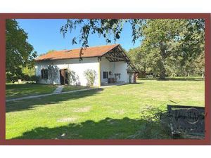 Ensemble Immobilier Avec Landaise Et Trois Dépendances