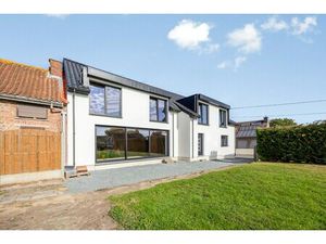 Huis te koop in Pajottegem met 5 slaapkamers