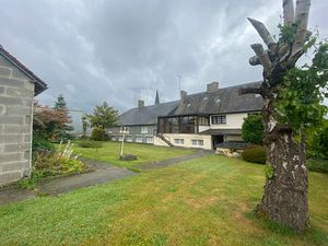 Saint Roch Sur Egrenne : ensemble 2 maisons  dépendances